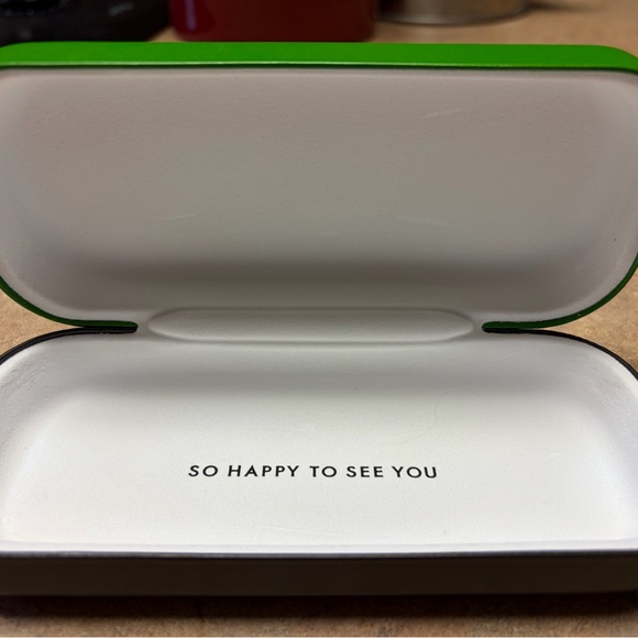 Kate Spade Black and Pink Sunglasses With Case And Cleaning Cloth - Picture 7 of 13